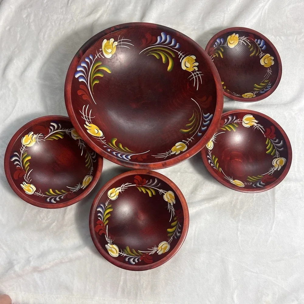 Vintage Woodcraftery Bowls Pennsylvania Dutch Hand Painted 5 Piece Salad Set